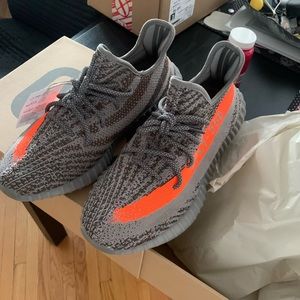 Yeezy 350 beluga size us 10.5